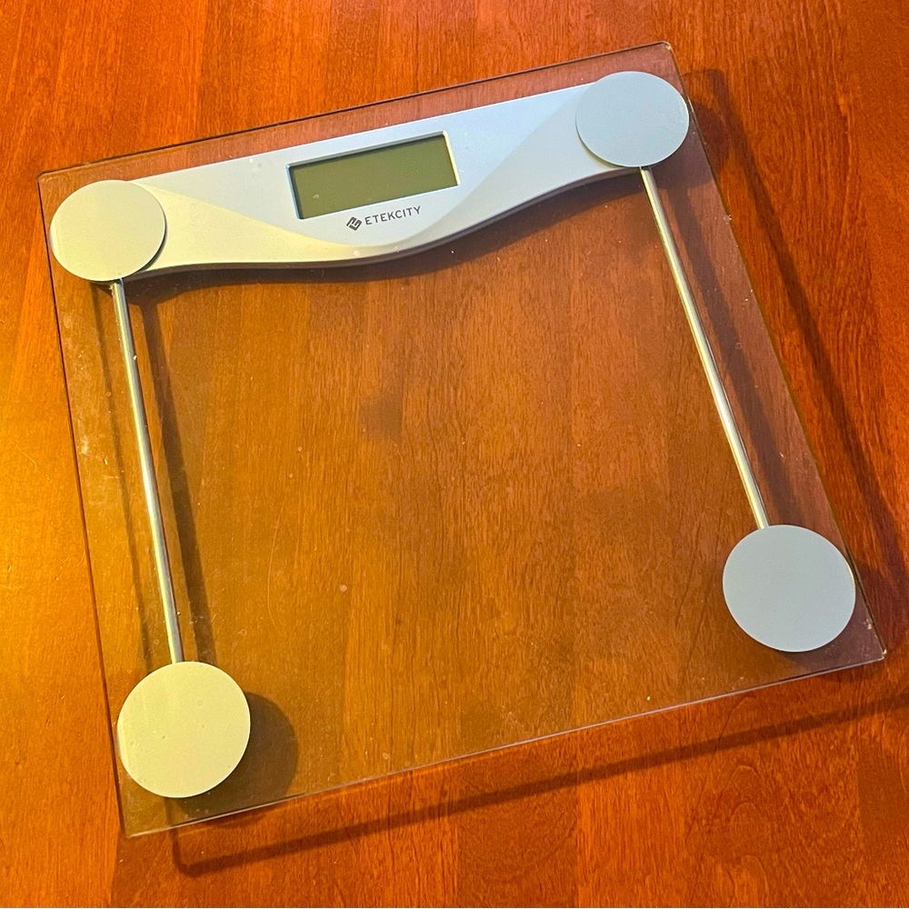 Etekcity scale to support health and fitness and wellness